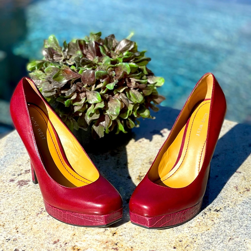 Nine West faux snake skin heels